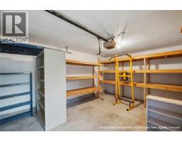 2614 Scott St, Victoria, BC V8R4H9 Photo 38
