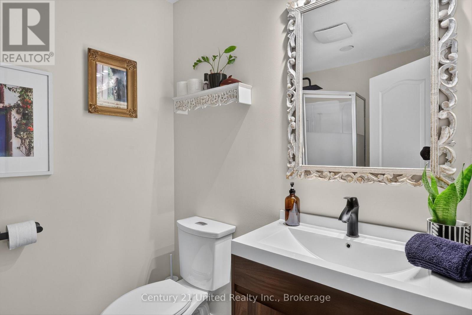 850 LISTOWEL LINE - Image 24