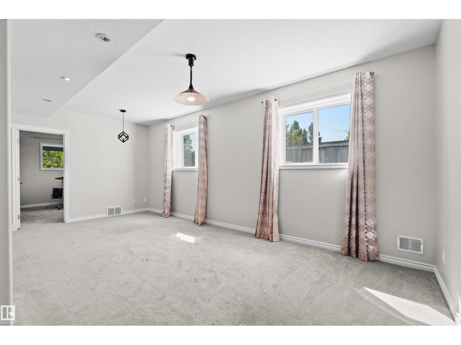 922 WALLBRIDGE PL NW — photo 41