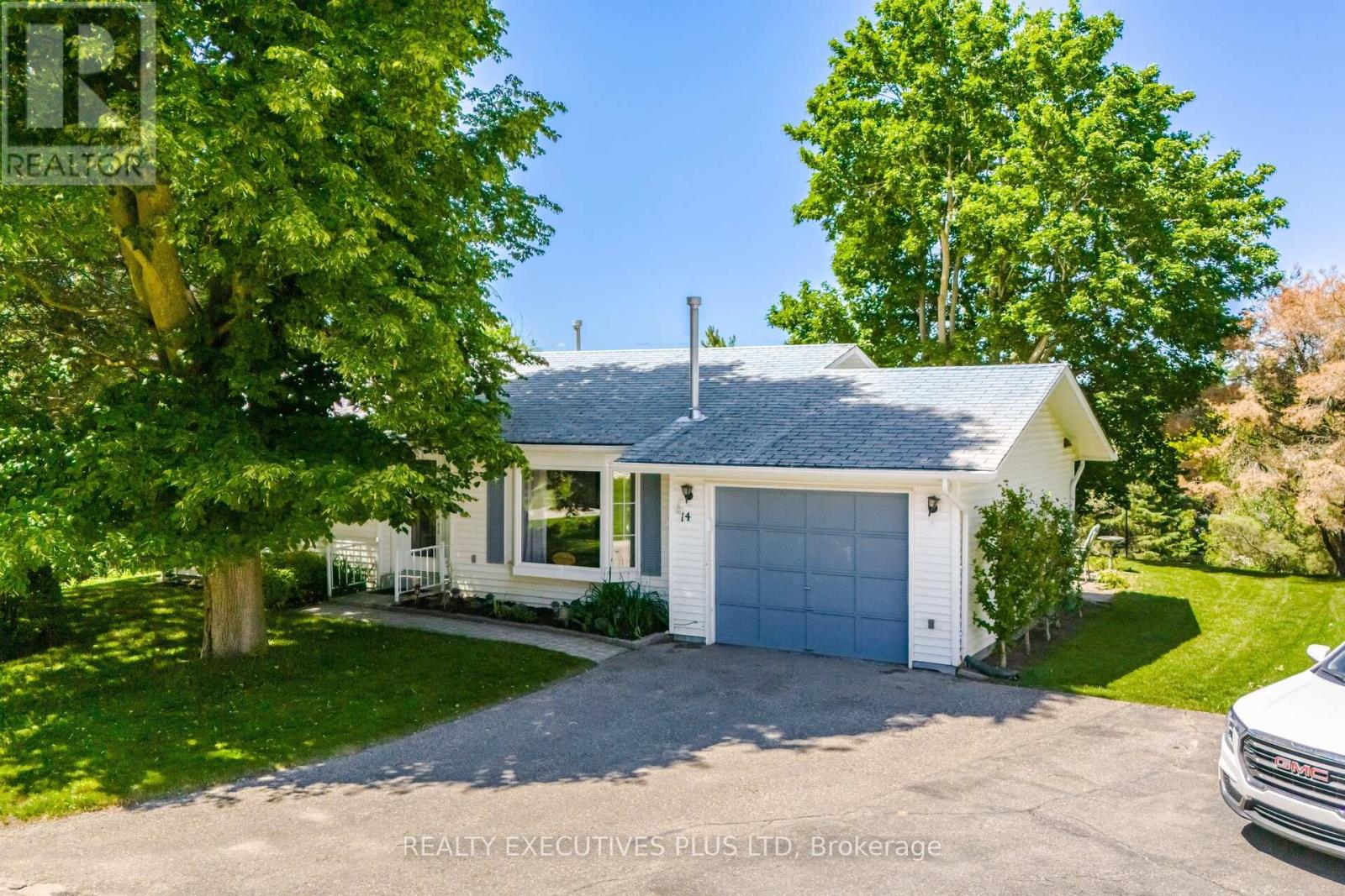 14 BUTTERNUT COURT - 2