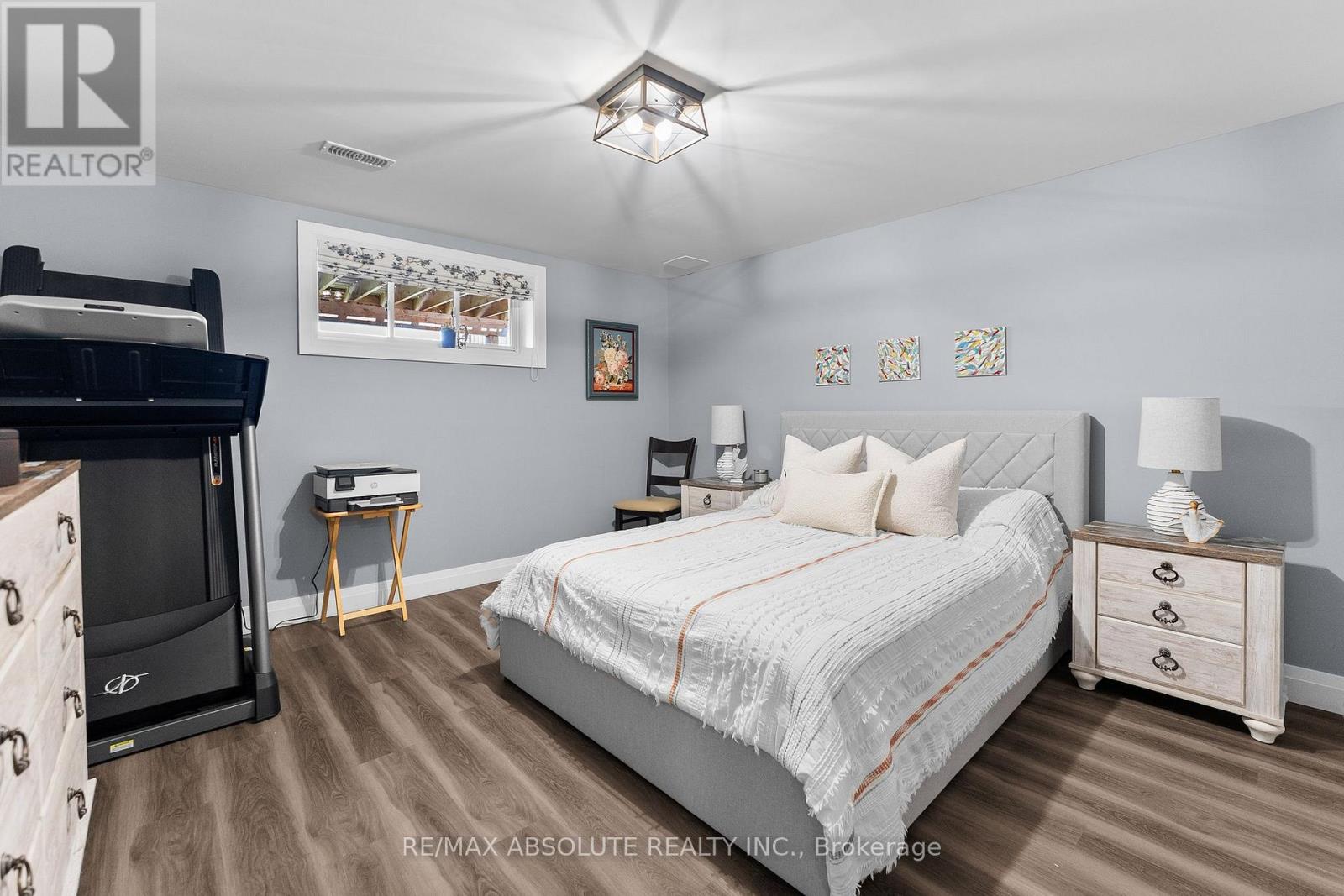 323 FORESTVIEW CRESCENT - 14