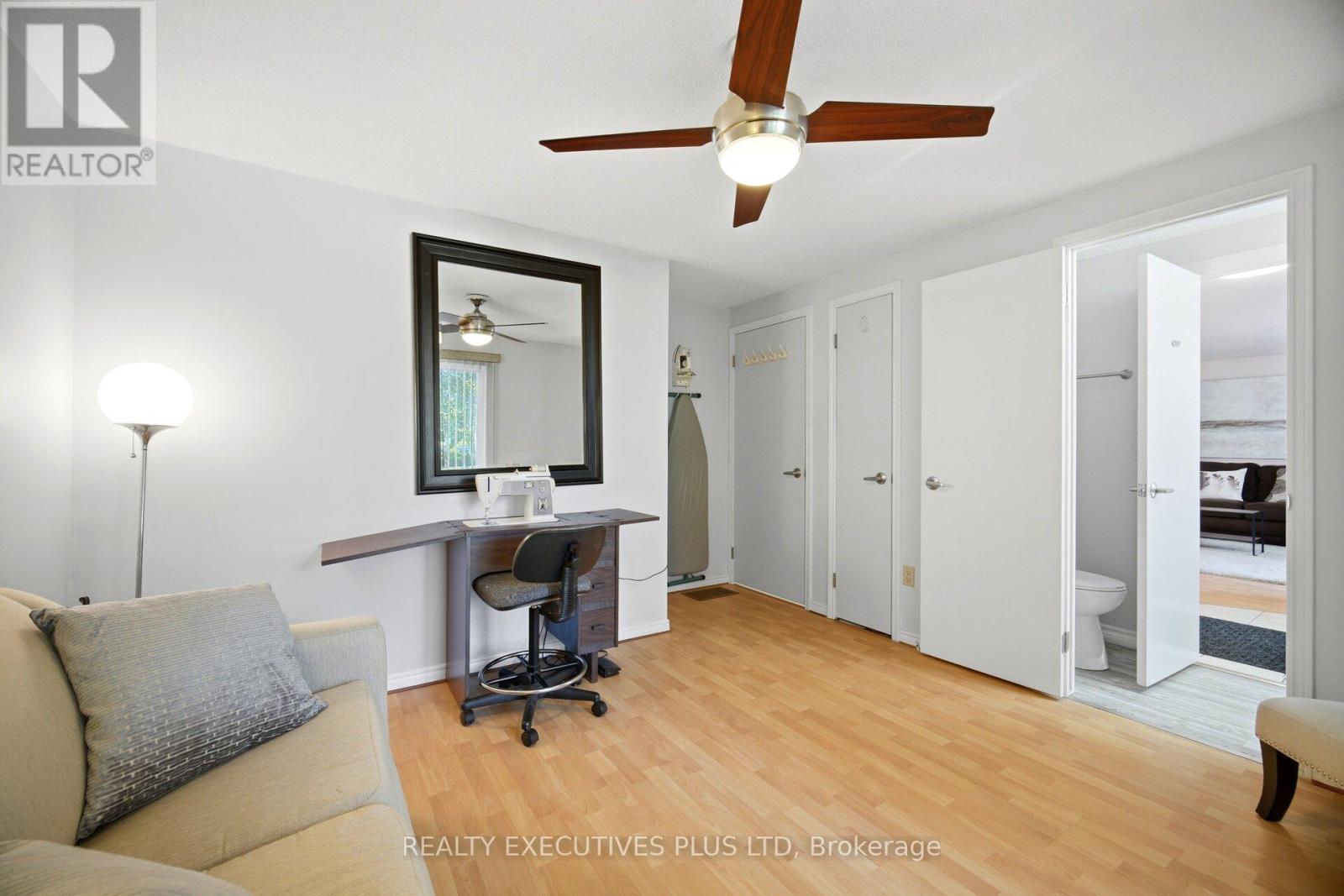 14 BUTTERNUT COURT - 25