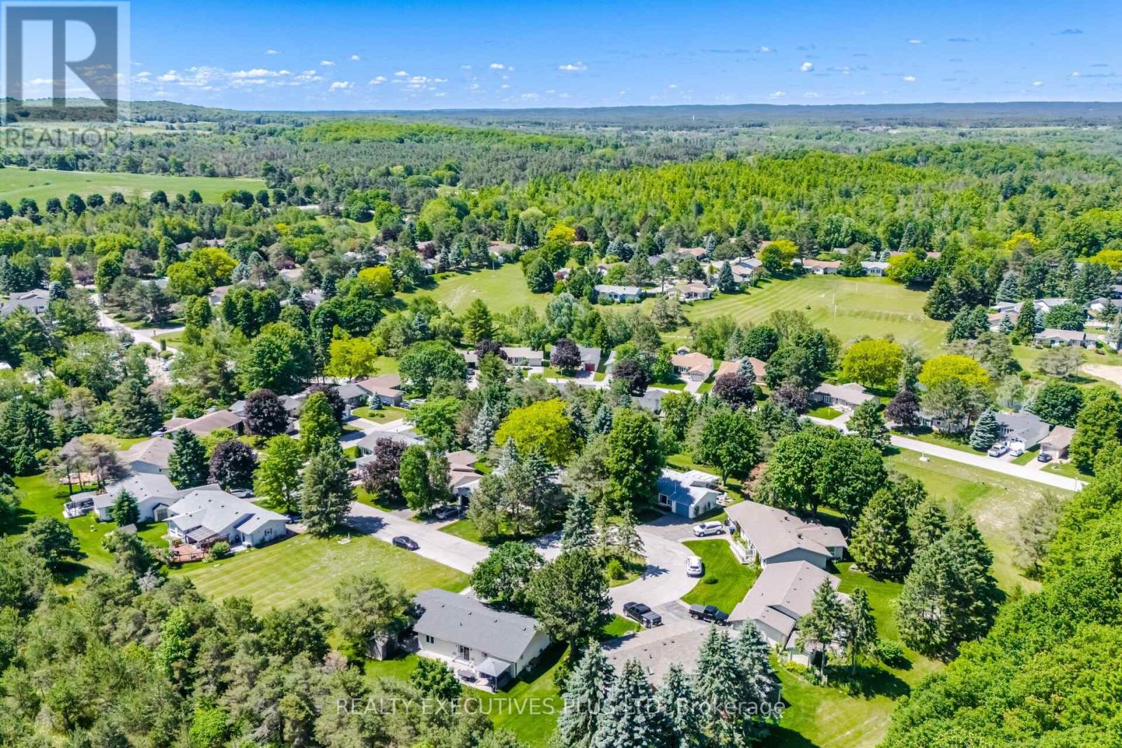 14 BUTTERNUT COURT - 32