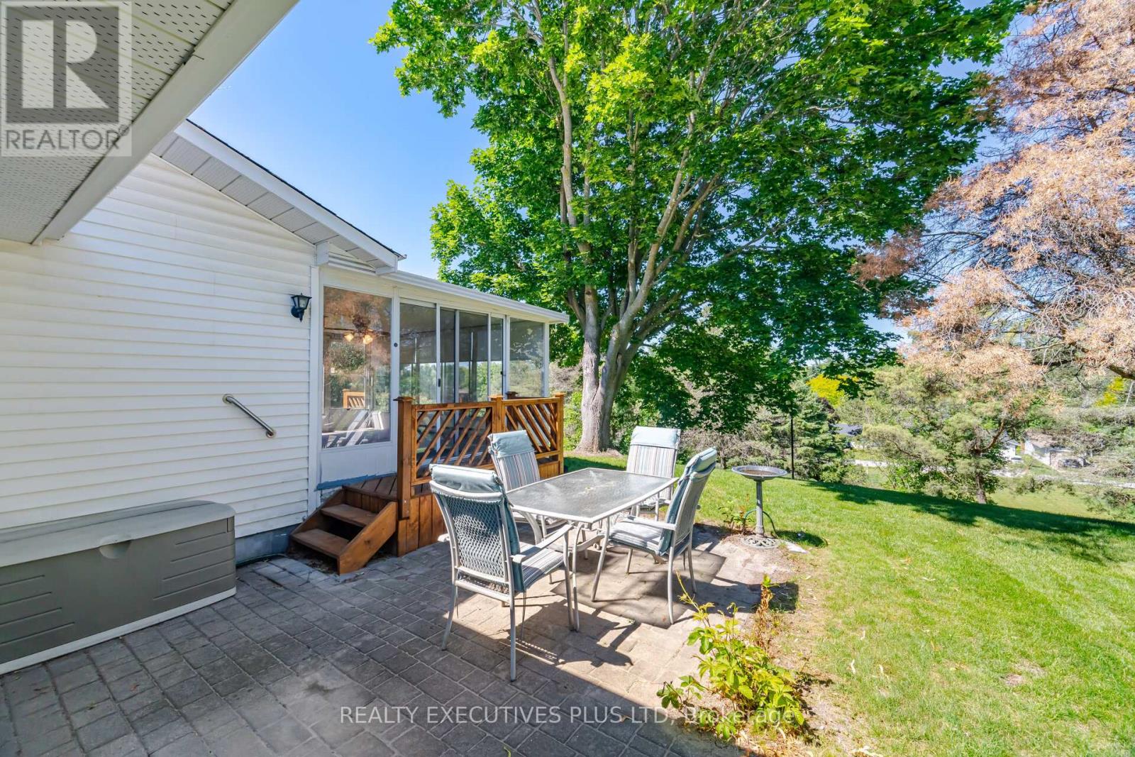 14 BUTTERNUT COURT - 29