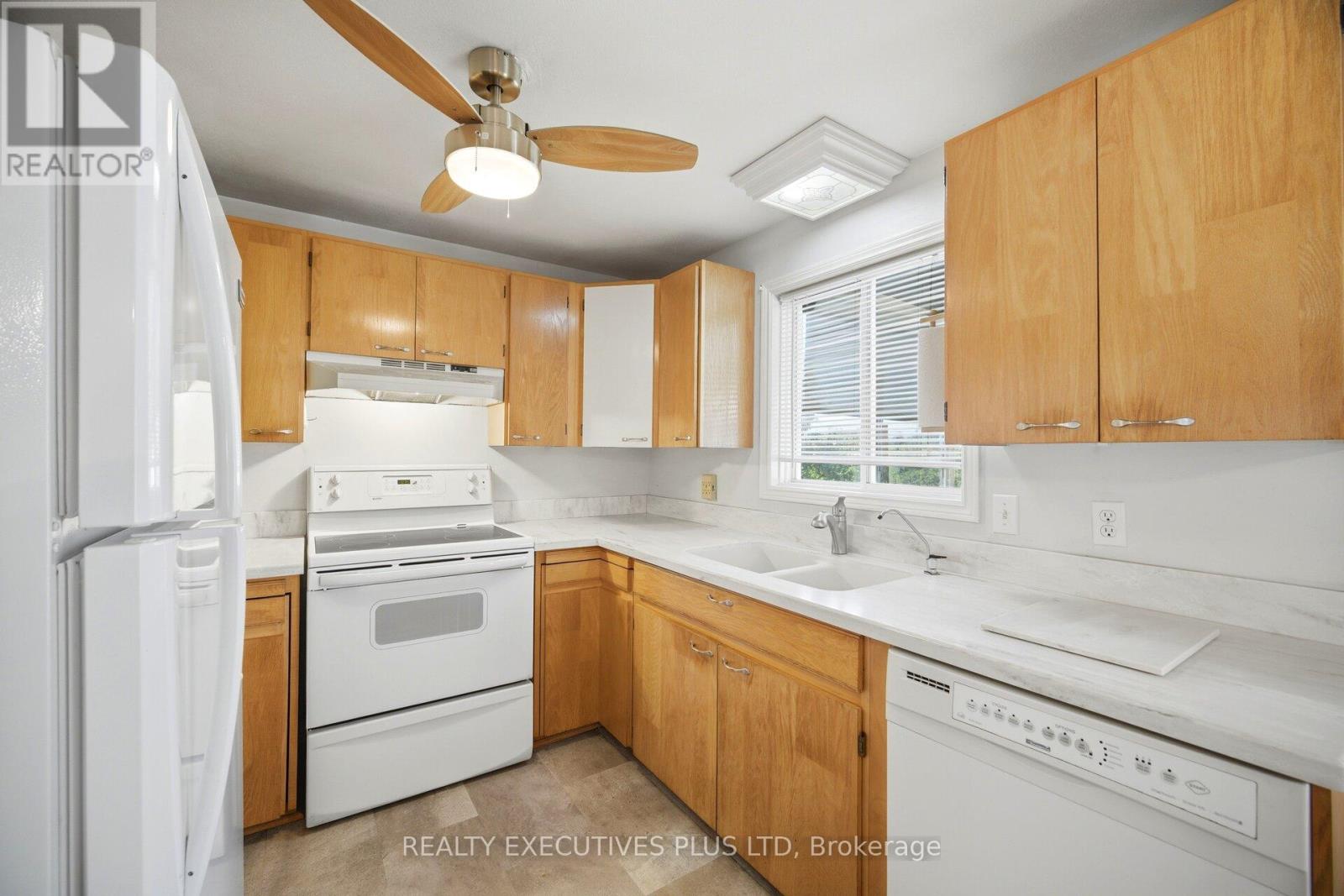 14 BUTTERNUT COURT - 17