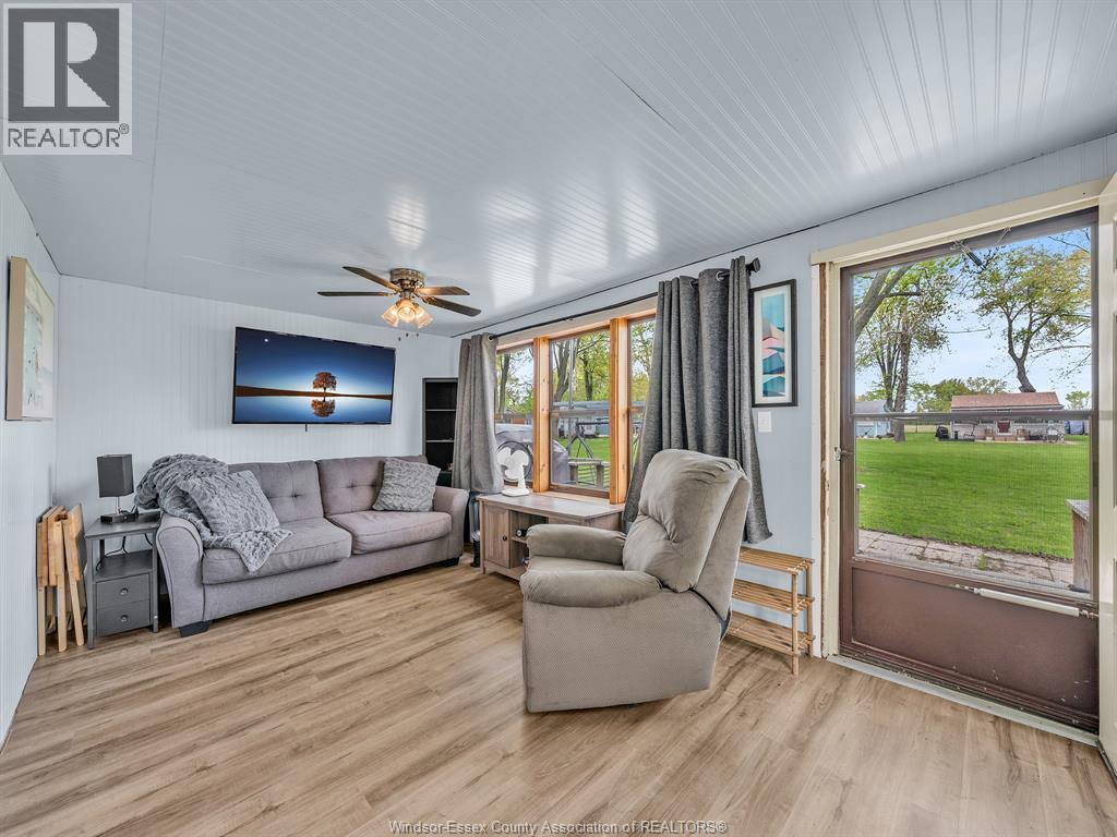 126 PLEASURE BEACH - 14