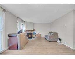 13335 70b Avenue, Surrey, BC V3W7Z3 Photo 8