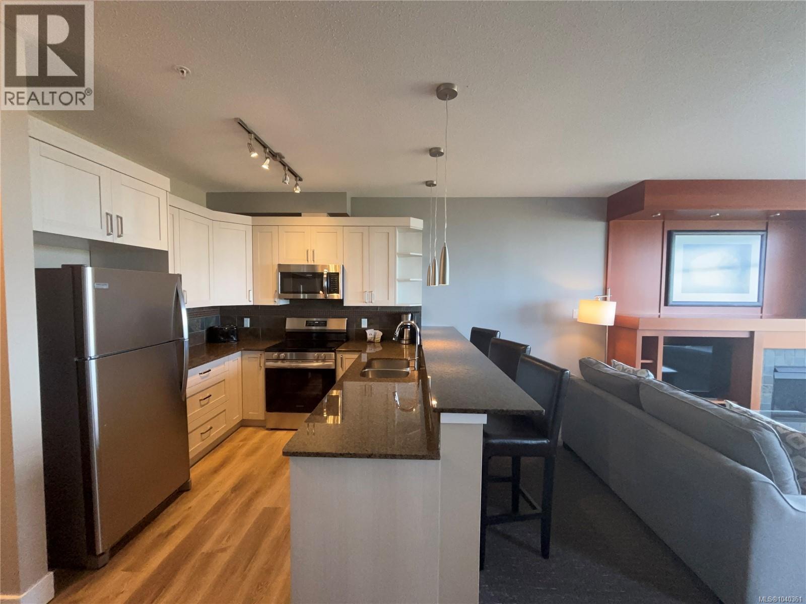 121/122 181 Beachside Dr, Parksville