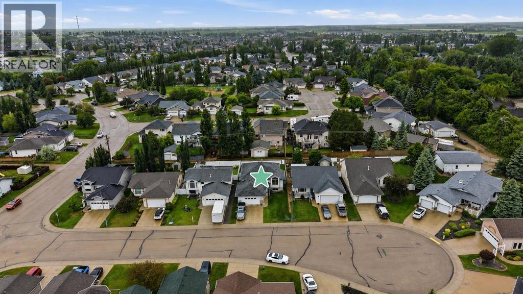 46 Livingston Close, Lacombe