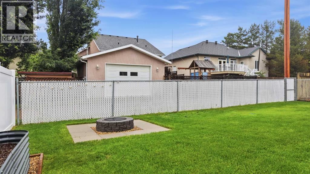 46 Livingston Close, Lacombe