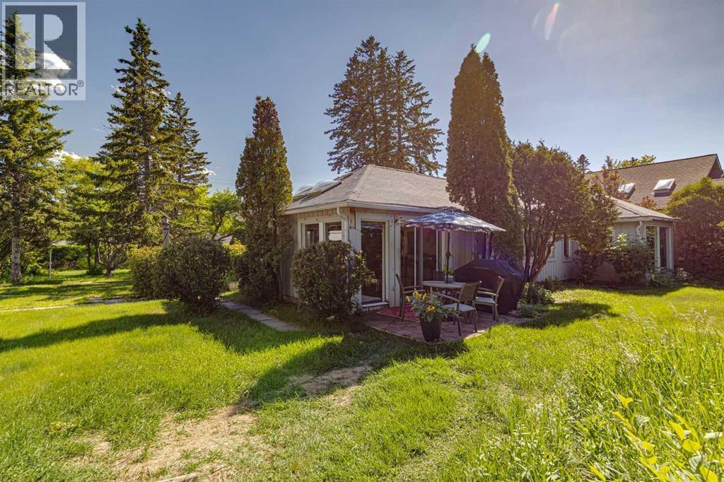 8808 48 Avenue - 16