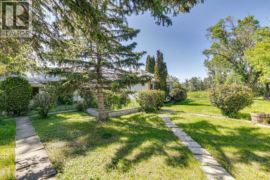 8808 48 Avenue - 18