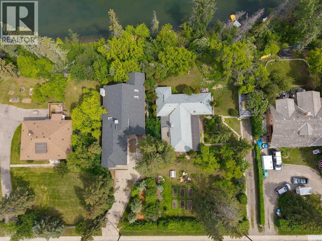 8808 48 Avenue — photo 30