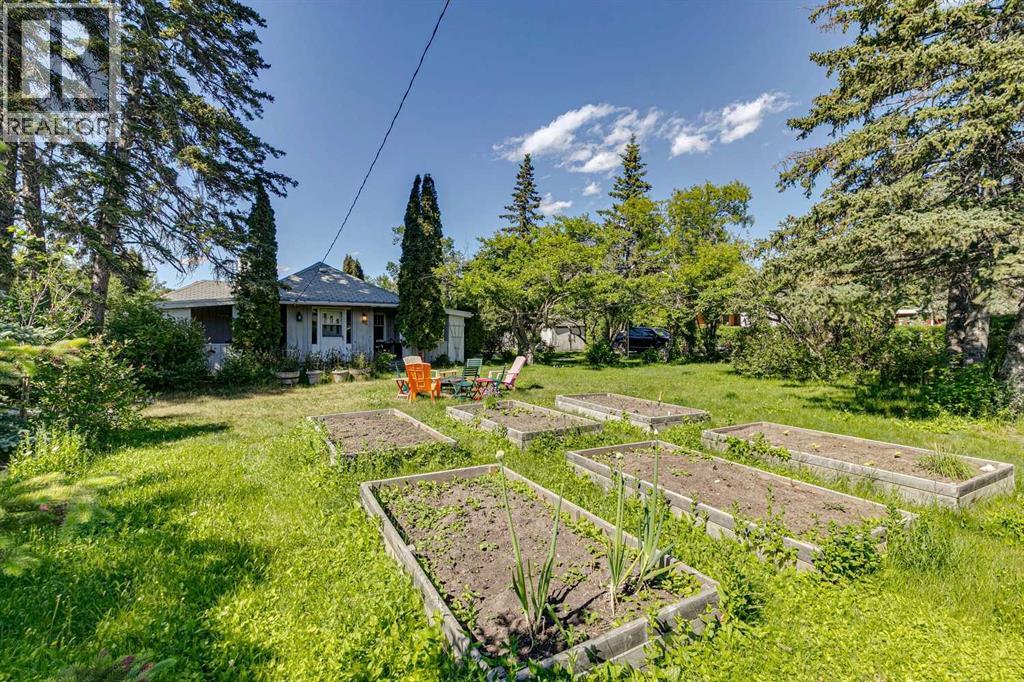 8808 48 Avenue - photo 4