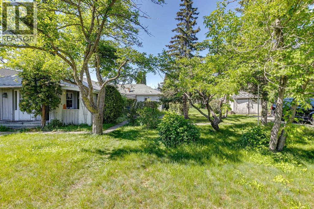 8808 48 Avenue — photo 7