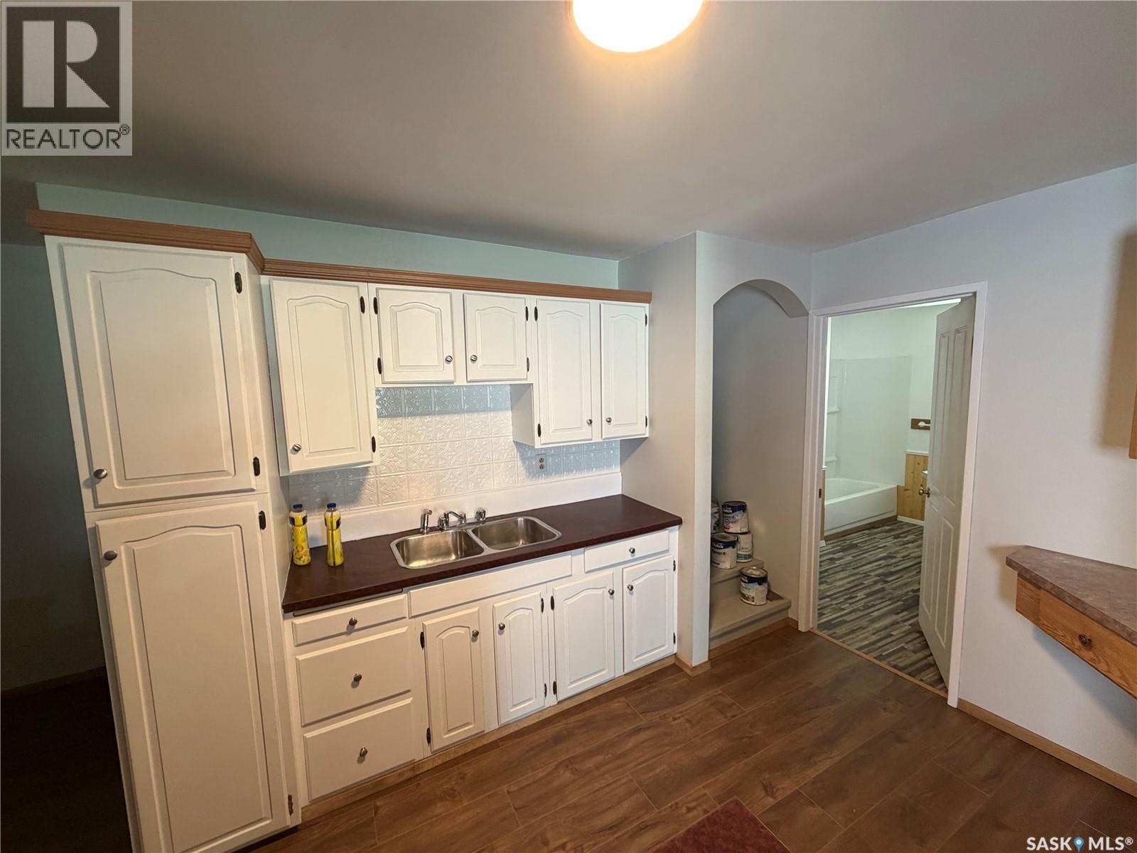 1106 1st STREET - 6