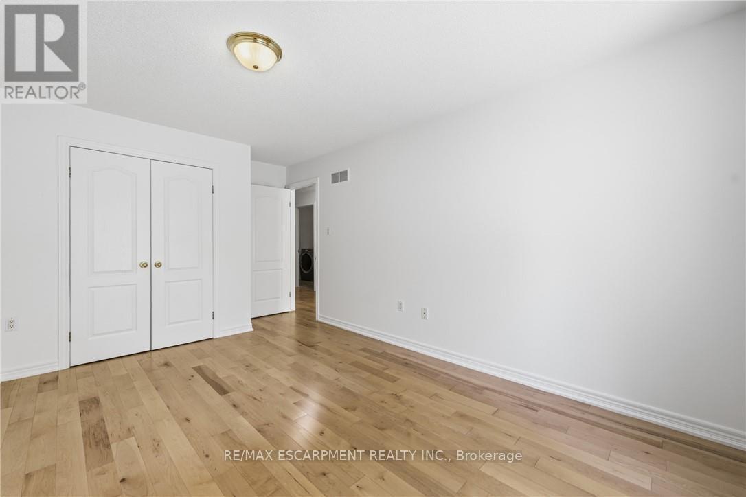 #6 85 EDGEWATER DRIVE - 19