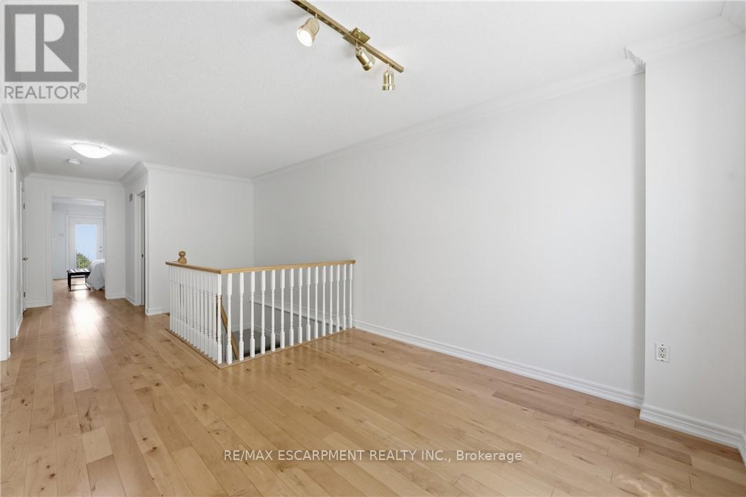 #6 85 EDGEWATER DRIVE - 28