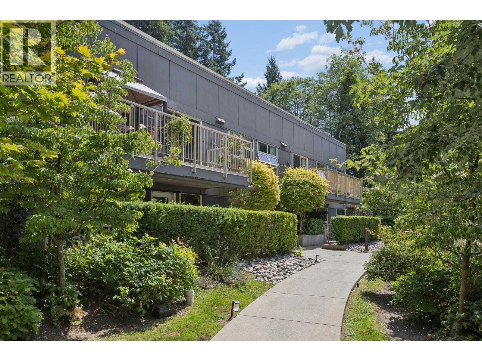 102 2832 CAPILANO ROAD