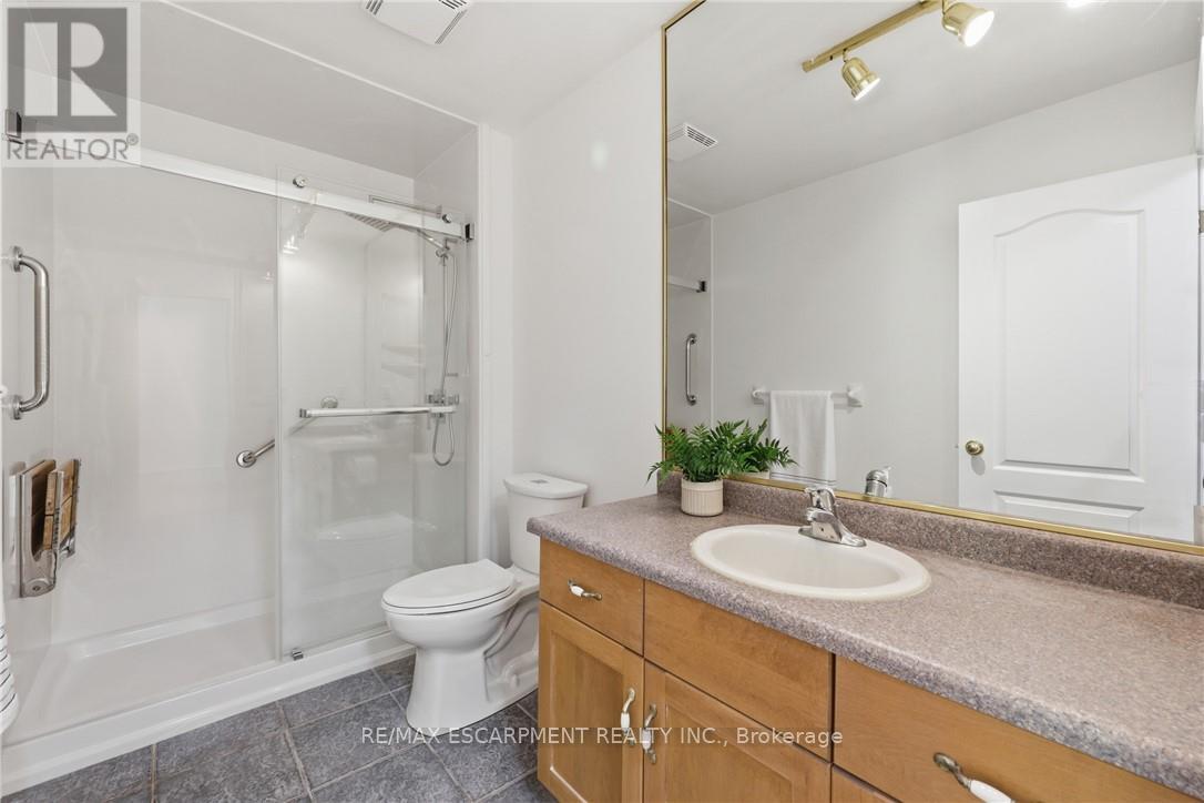 #6 85 EDGEWATER DRIVE - 25