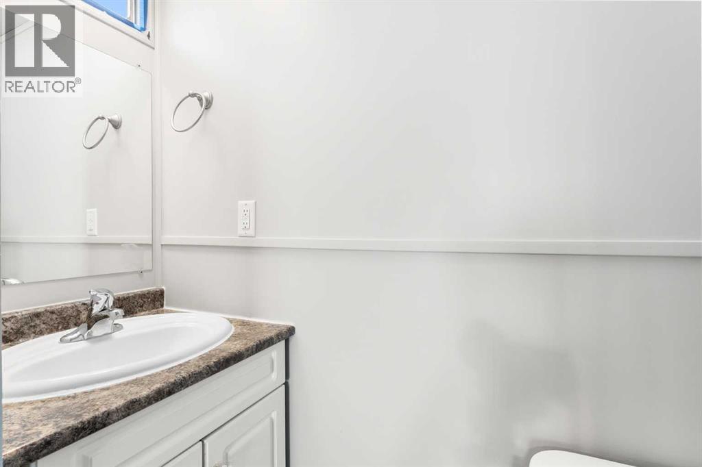 7 Tamarack Crescent NW - 14