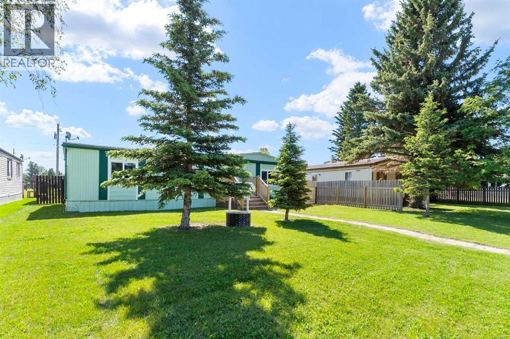 7 Tamarack Crescent NW - 21