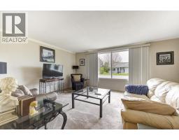 3442 Scott Road, Kelowna, BC V1W3H3 Photo 12