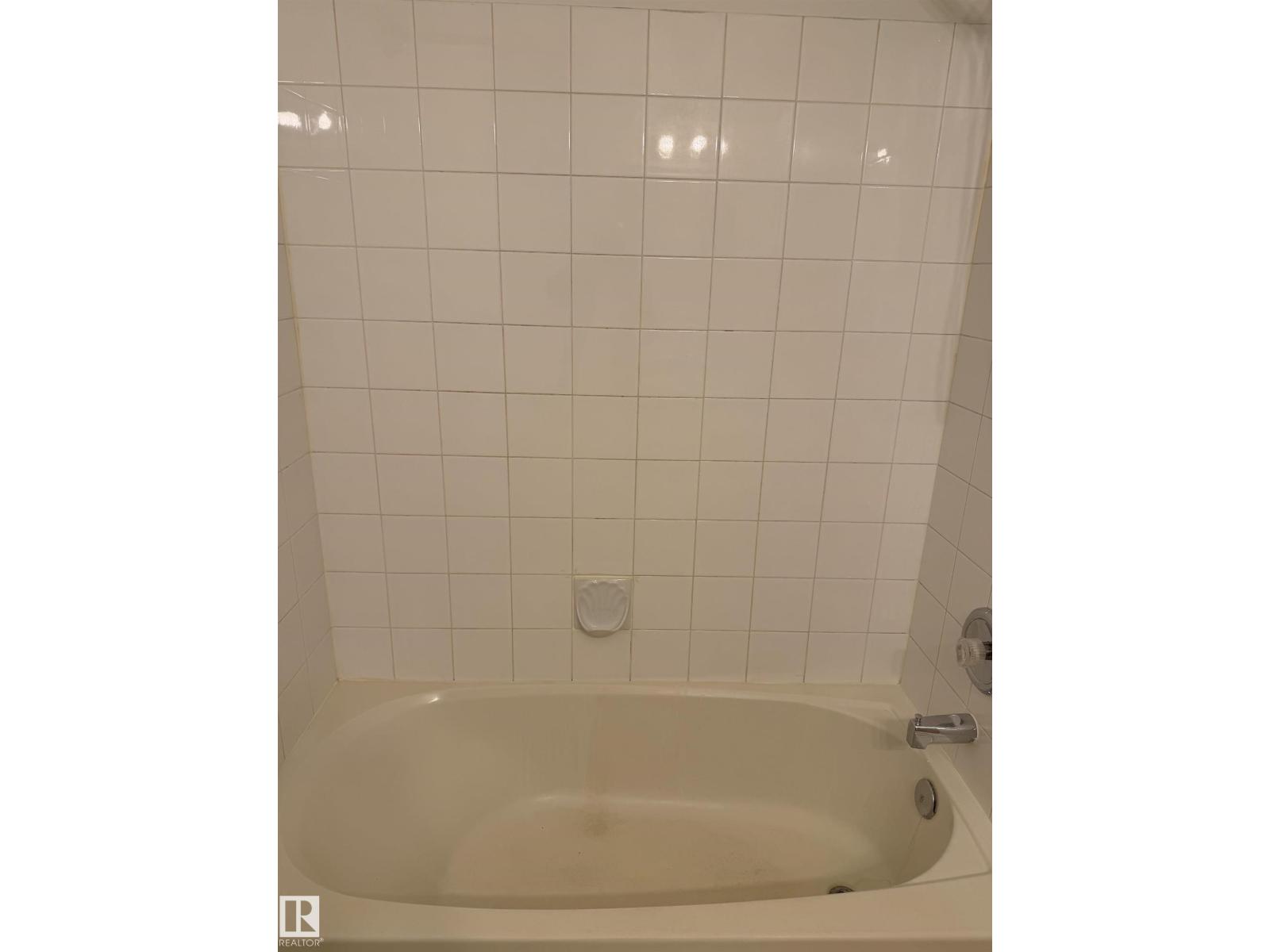 #213 17467 98A AV NW - 15