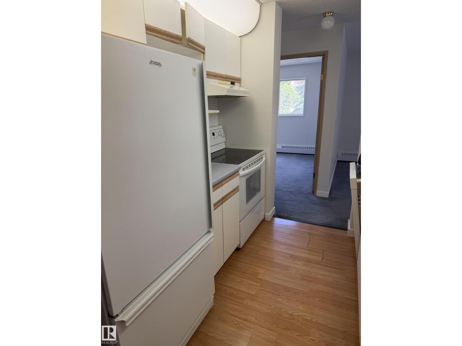 #213 17467 98A AV NW - 3