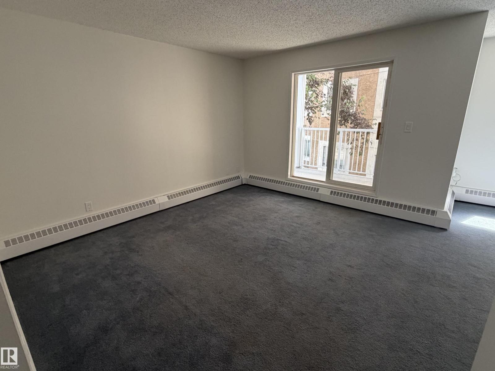 #213 17467 98A AV NW - 9