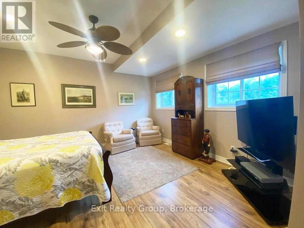 1466 CARMAN ROAD - 18