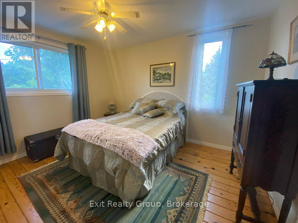 1466 CARMAN ROAD - 20