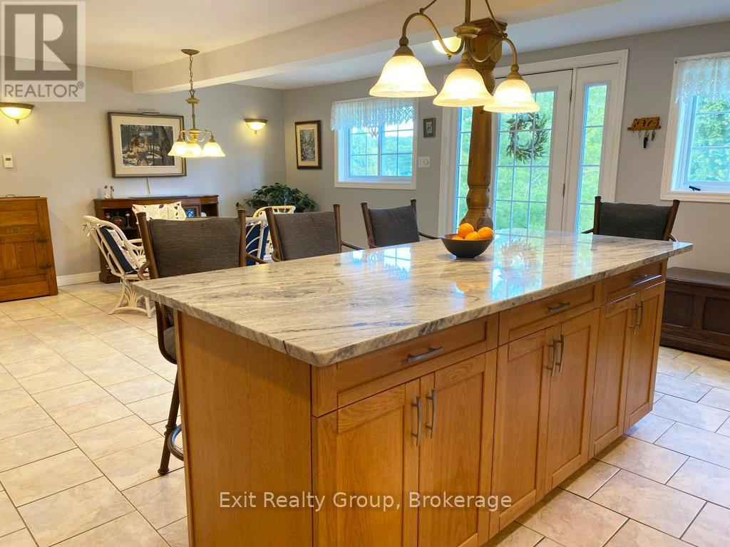 1466 CARMAN ROAD - 6