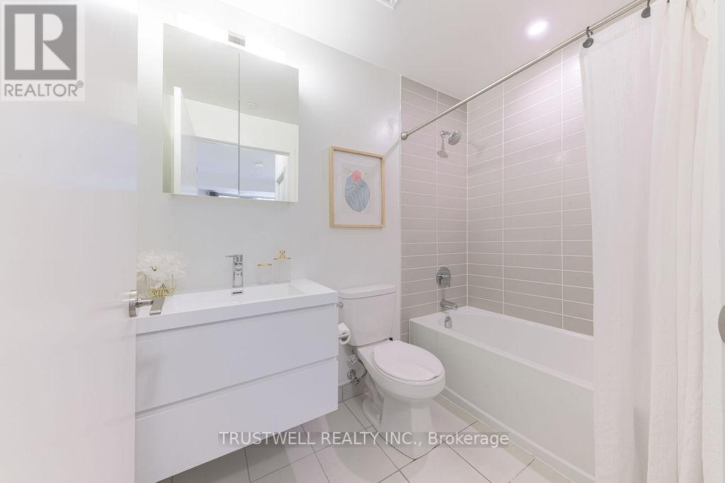 #407 38 SIMCOE PROMENADE - Image 10
