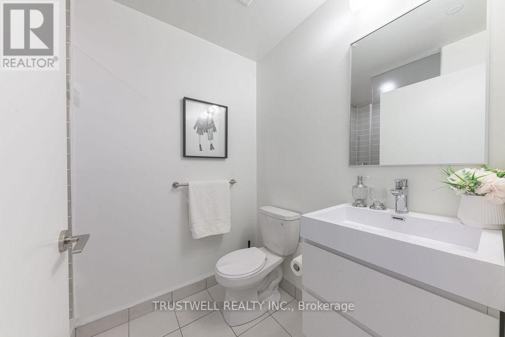 #407 38 SIMCOE PROMENADE - Image 13