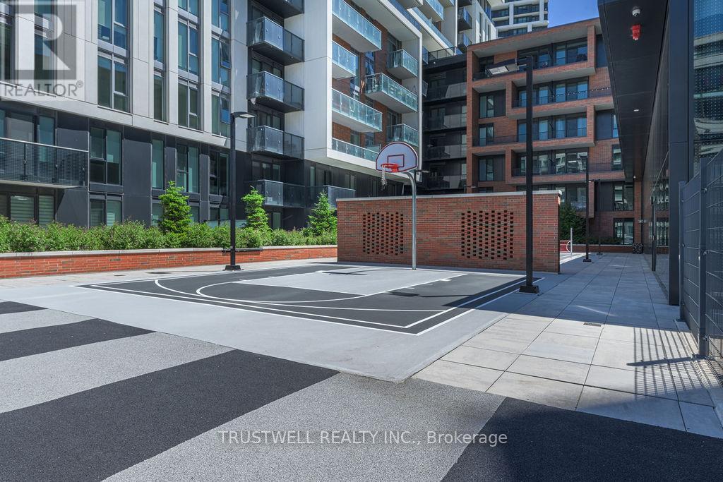 #407 38 SIMCOE PROMENADE - Image 23