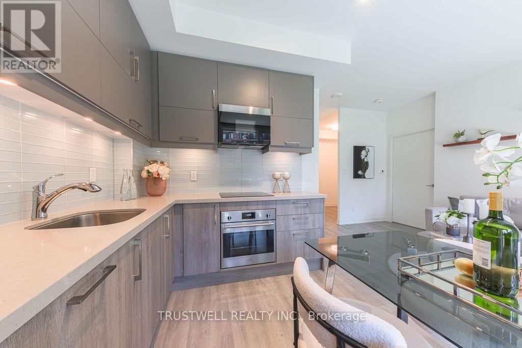 #407 38 SIMCOE PROMENADE - Image 6
