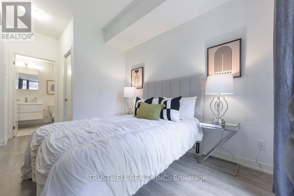 #407 38 SIMCOE PROMENADE - Image 9