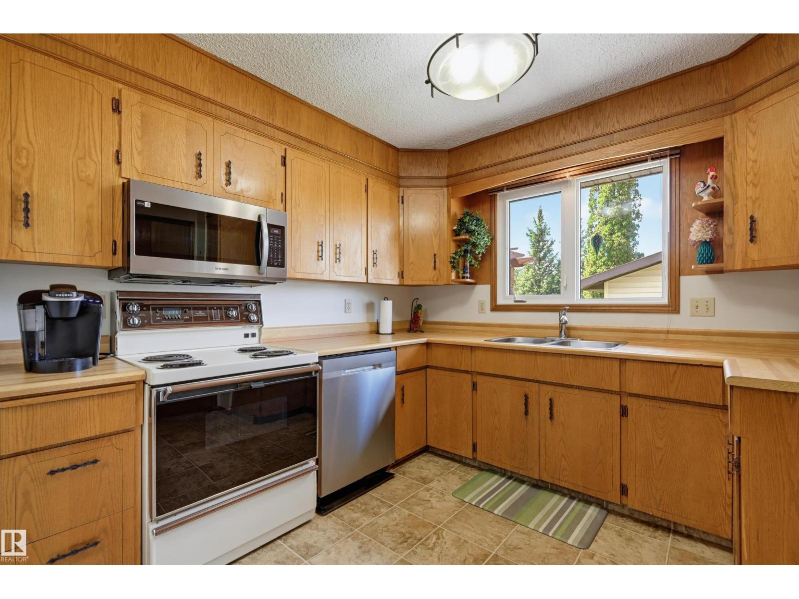 1920 65 ST NW - 12