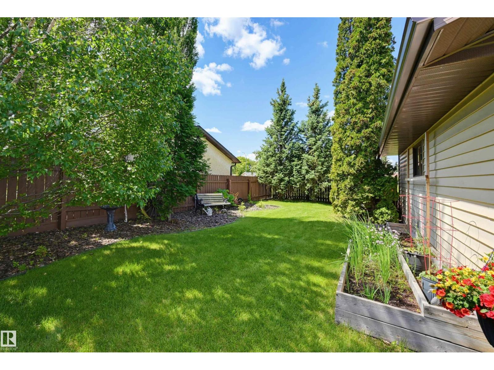 1920 65 ST NW - 32