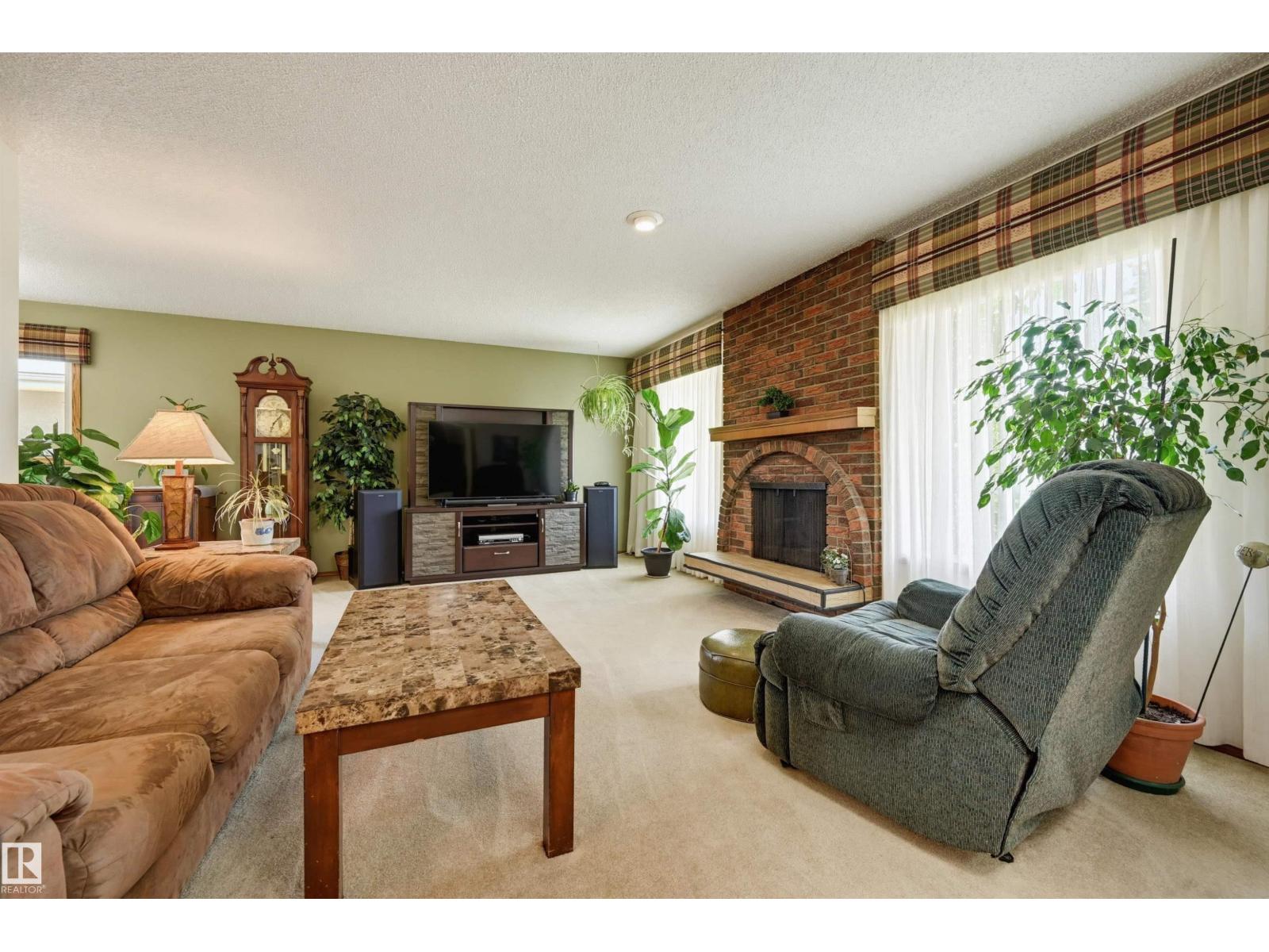 1920 65 ST NW - 4