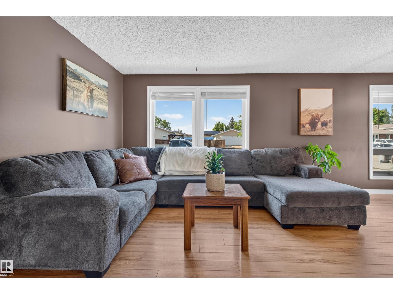 9417 98 AV — photo 8