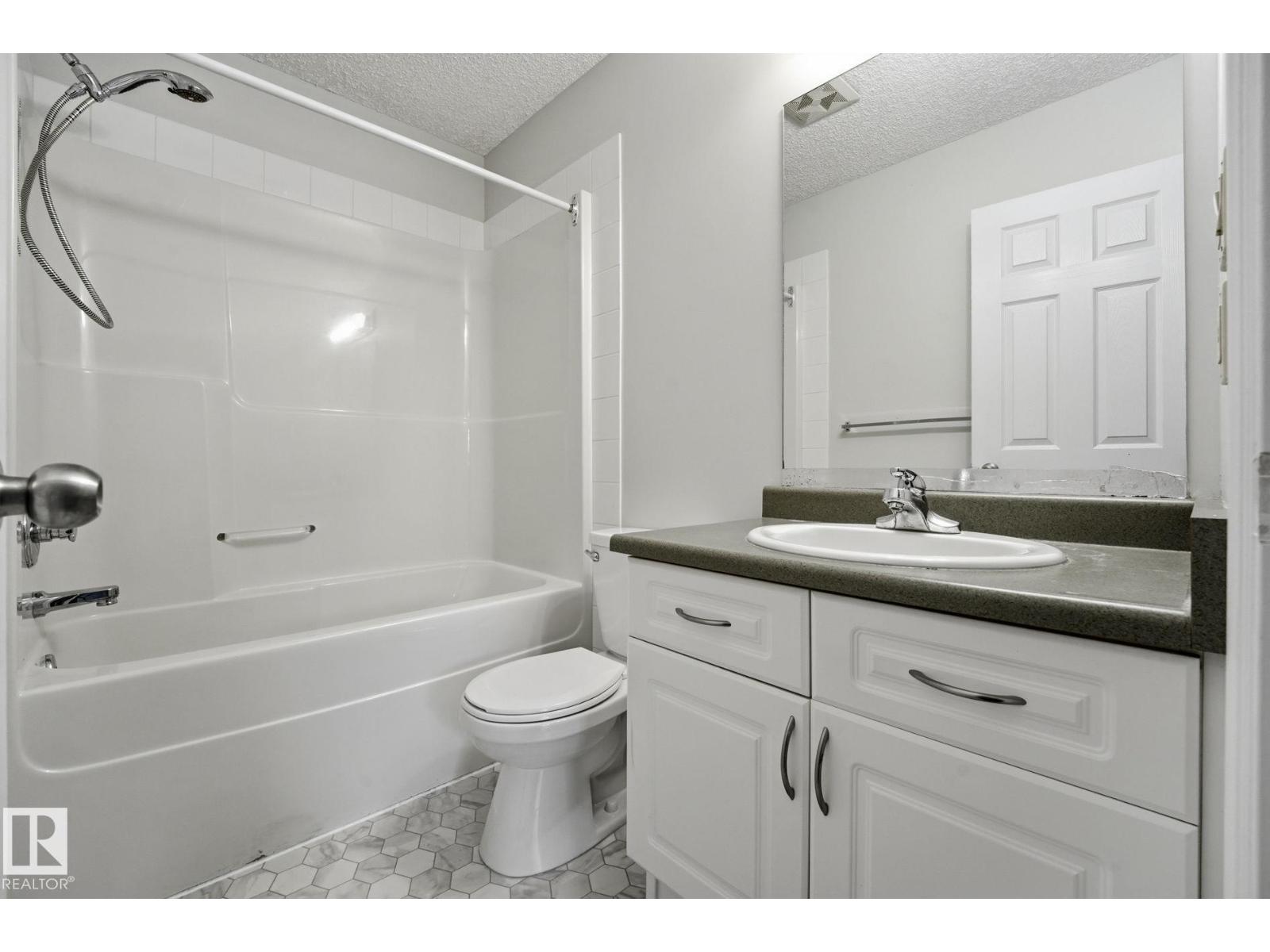 #105 11446 40 AV NW NW - 21