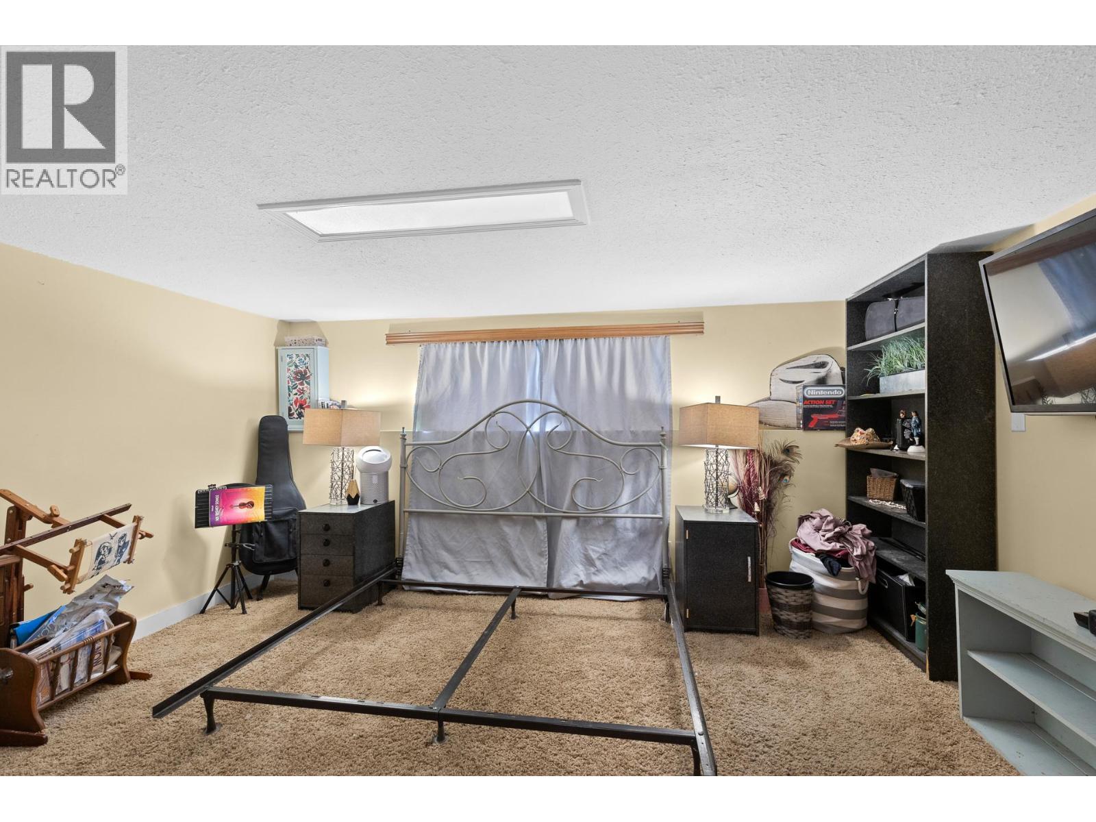 7654 Falcon Ridge Crescent - 47