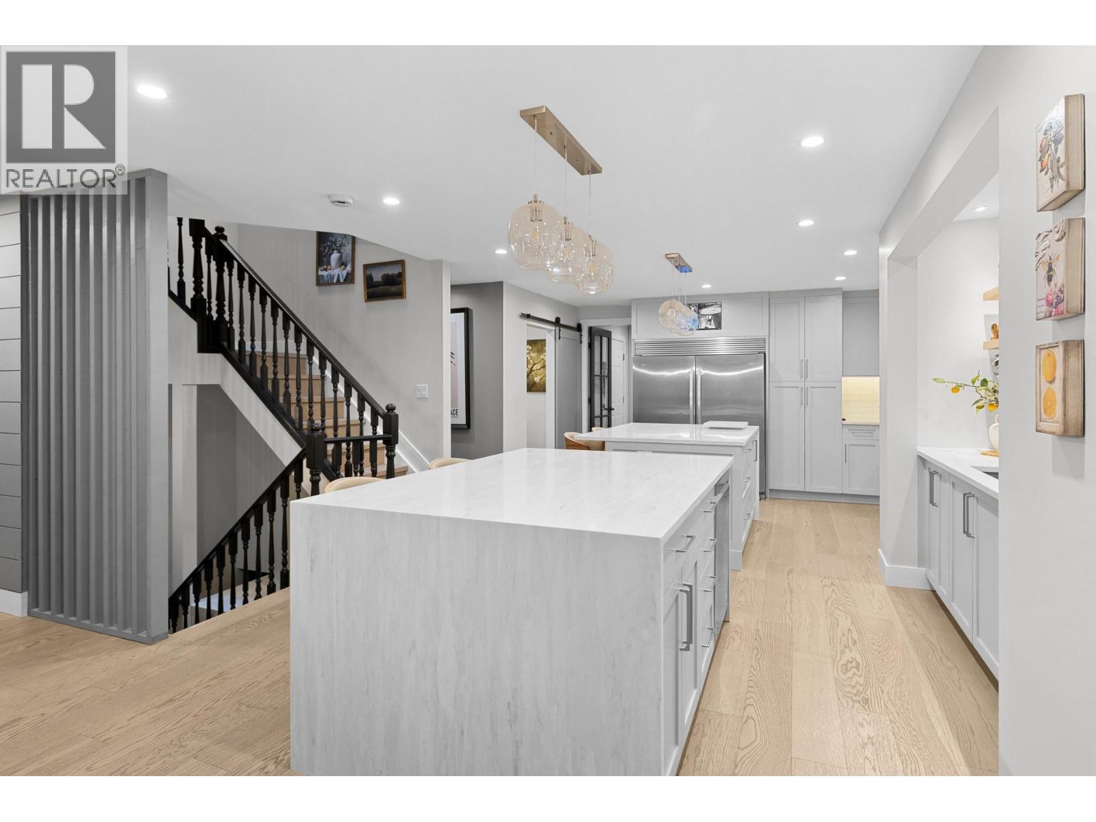 7654 Falcon Ridge Crescent - 10