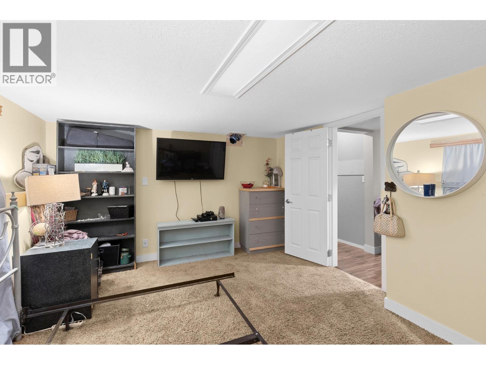 7654 Falcon Ridge Crescent - 48