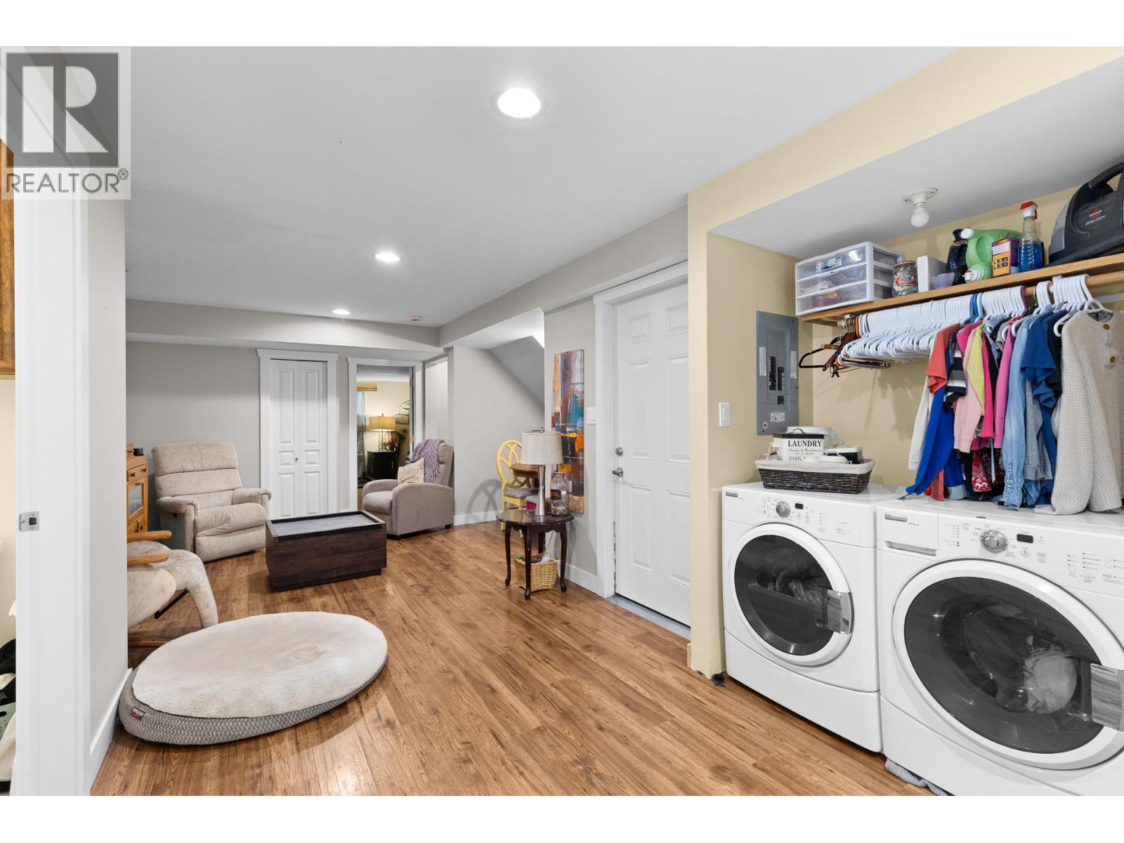 7654 Falcon Ridge Crescent - 44