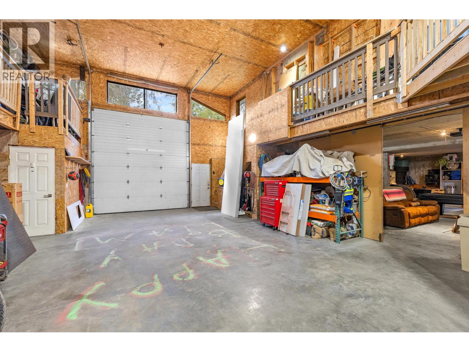 7654 Falcon Ridge Crescent - 52