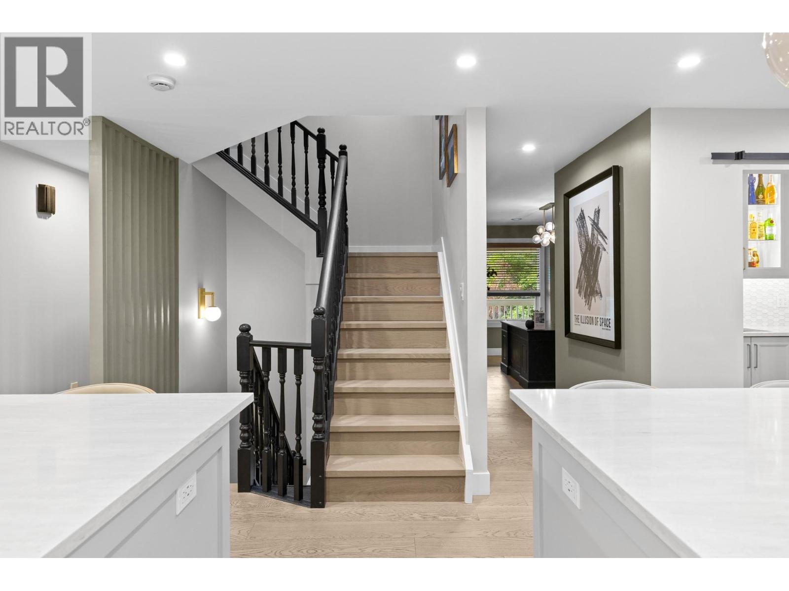 7654 Falcon Ridge Crescent - 18