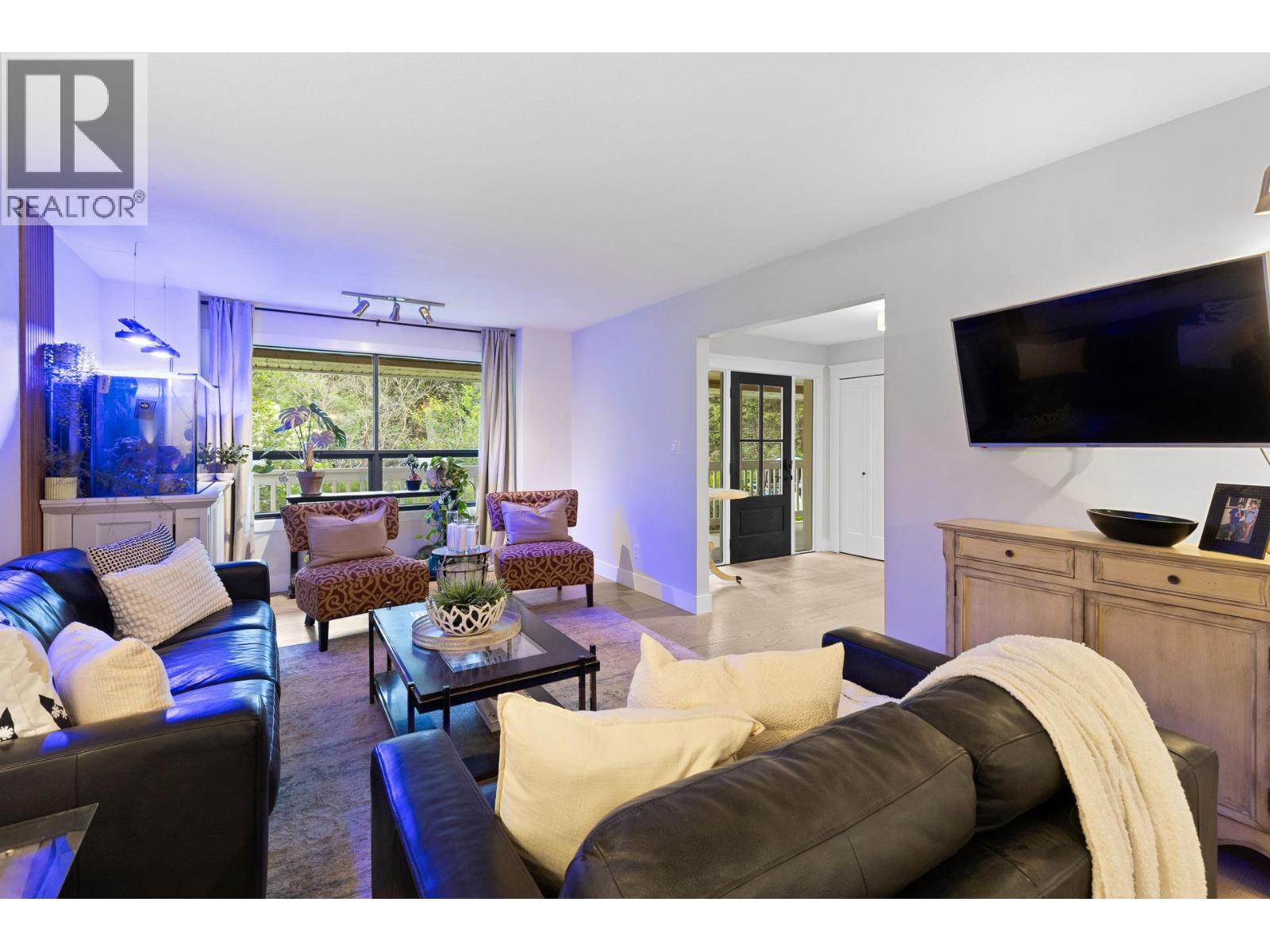7654 Falcon Ridge Crescent - 4